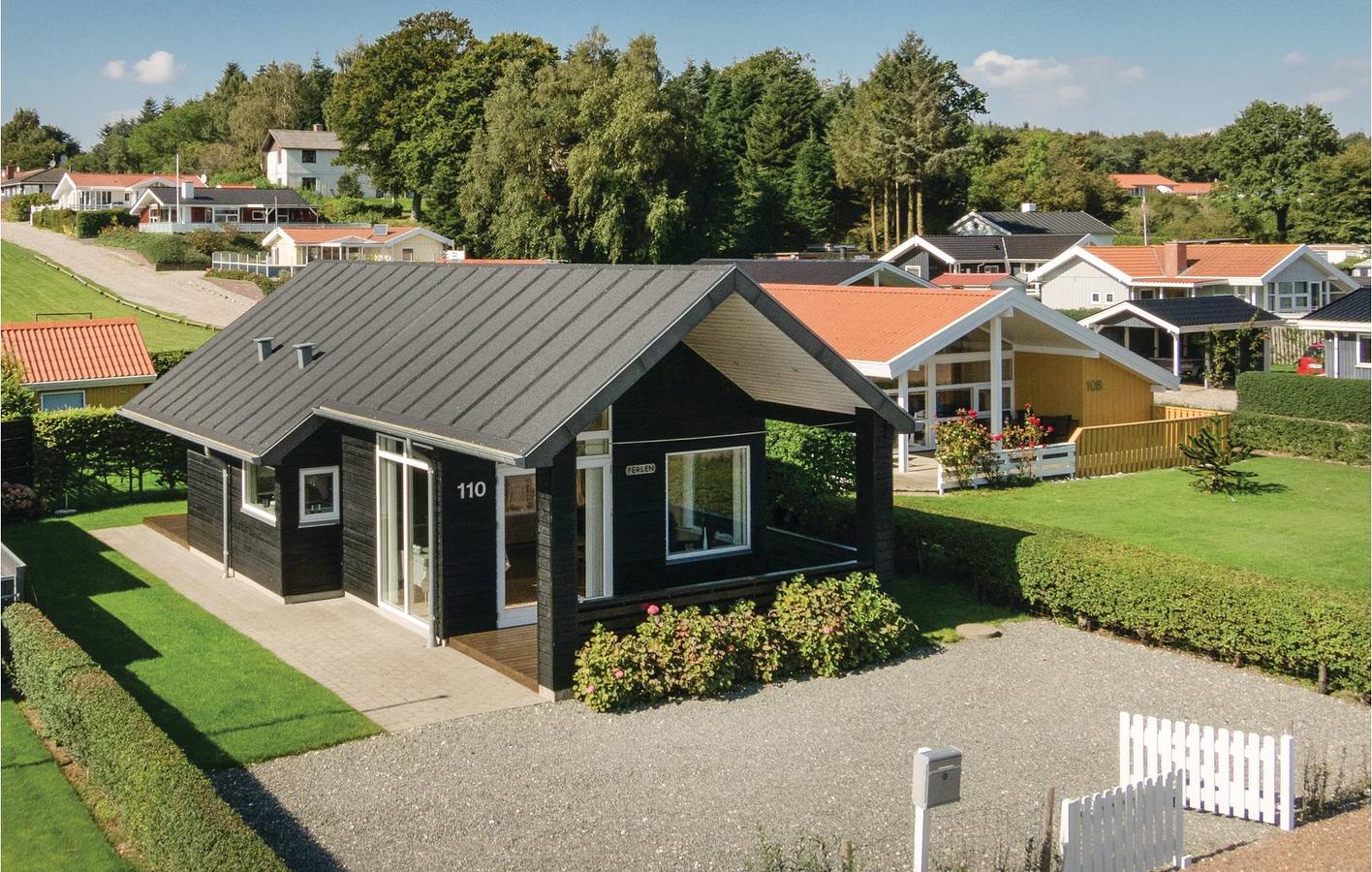 Vacation house for 3 people with yard in Bjert, Little Belt