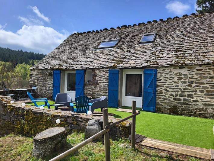 Chambre d’hôte pour 2 personnes, avec Balcon et Terrasse ainsi que Jardin et Vue
