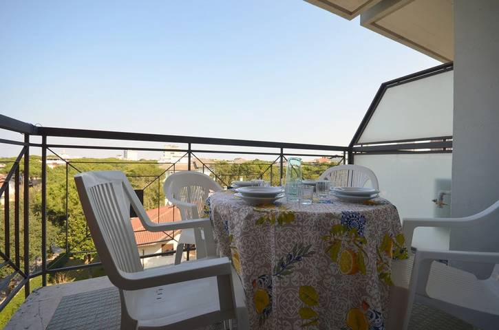 Appartamento per 6 persone, con balcone/terrazza a Lignano Pineta