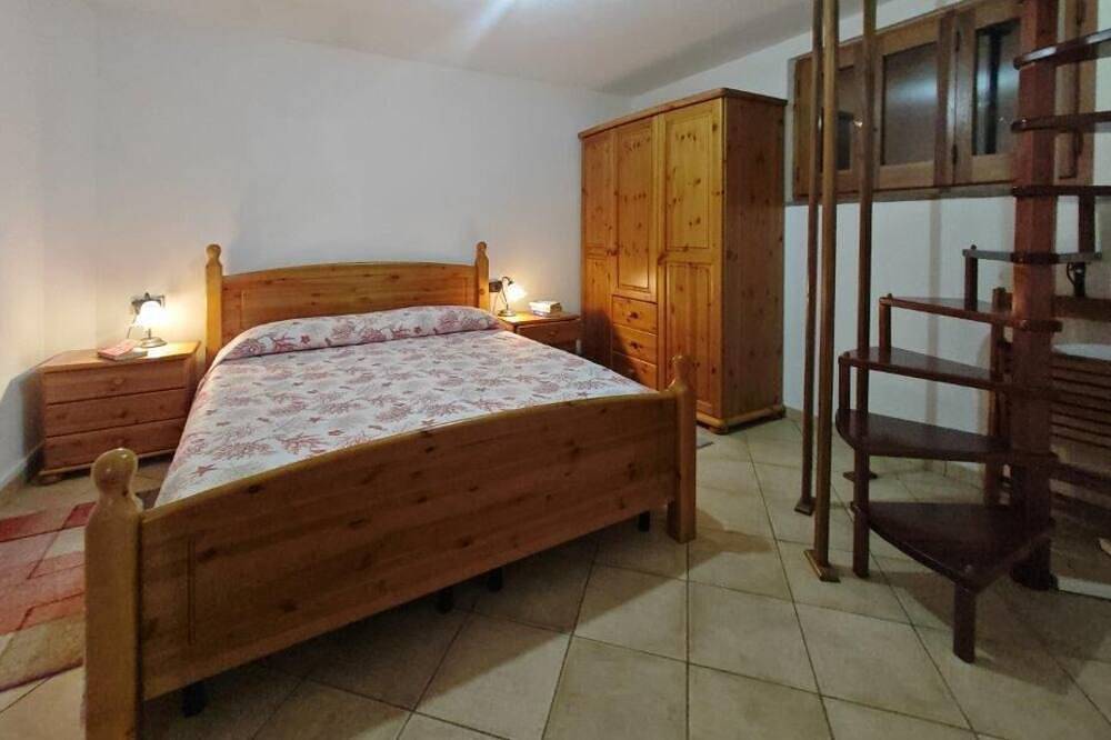 Ganze Wohnung, Apartment-Apartment-Eigenes Badezimmer in Santa Caterina di Pittinuri, Cuglieri