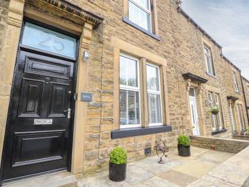 Log Cabin for 4 People in Skipton, North Yorkshire, Photo 1