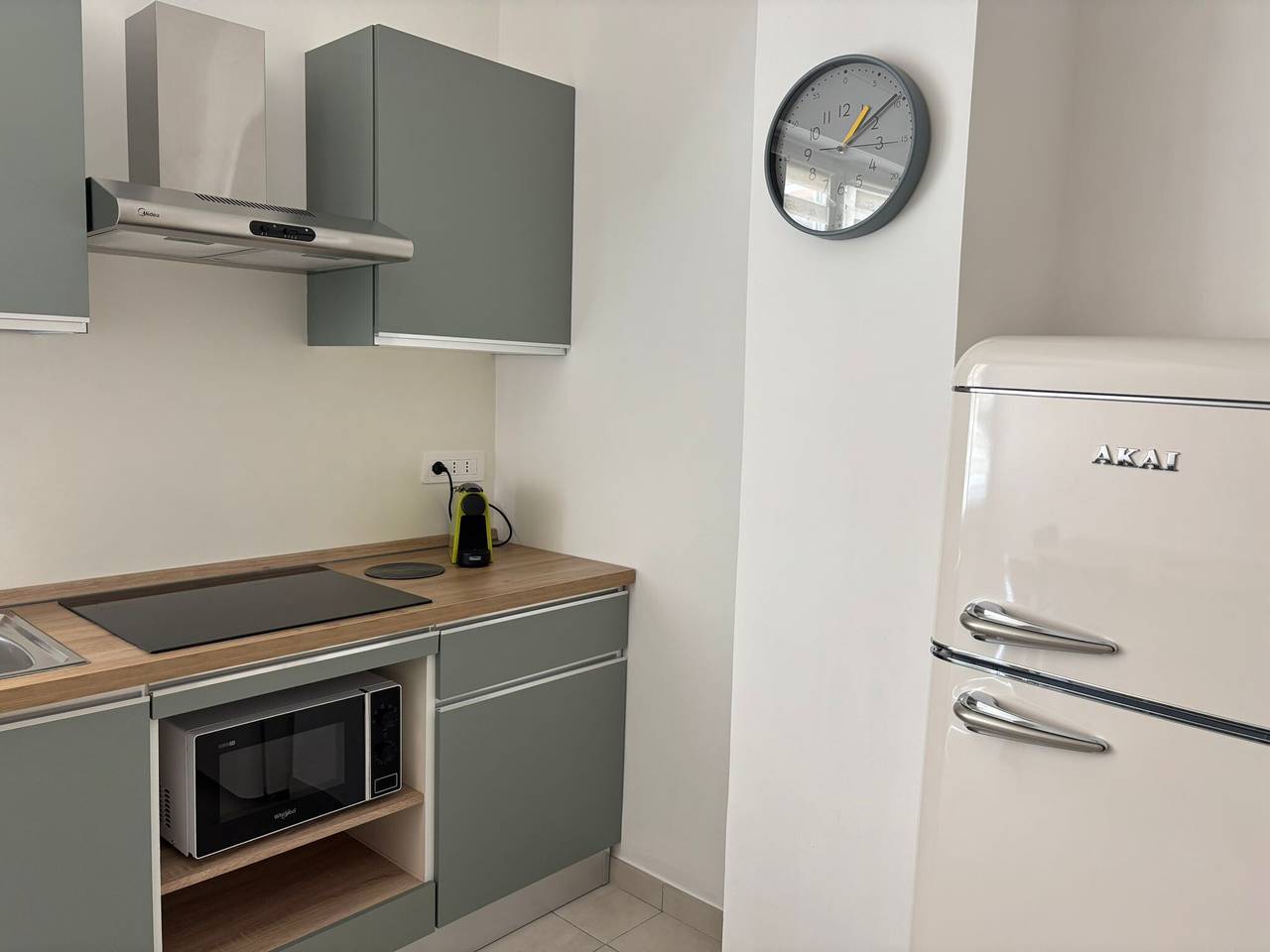 Apartamento entero, Apartamento 'Anglona House' con Wi-Fi y Aire Acondicionado in Cagliari, Campidano