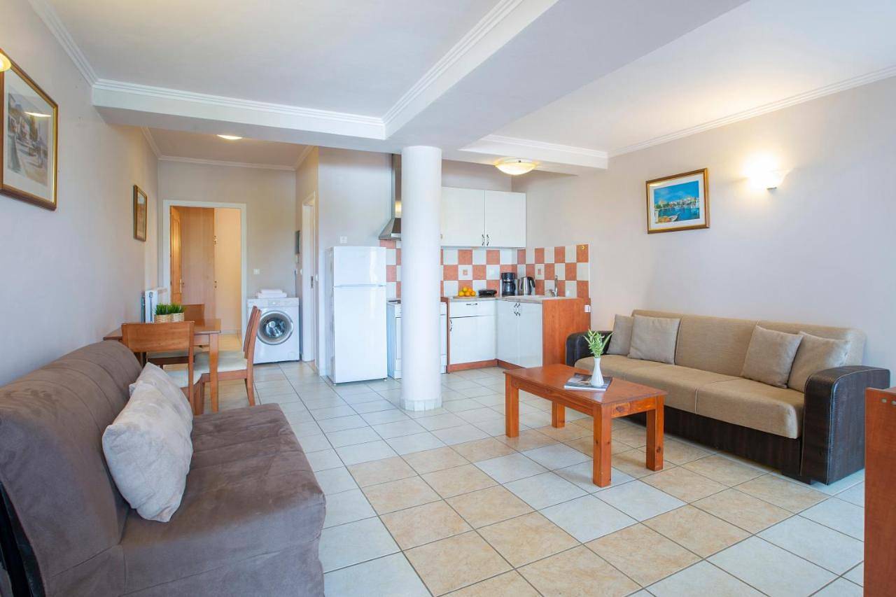 Villa Vita Holidays in Apolpena, Leucade Ville