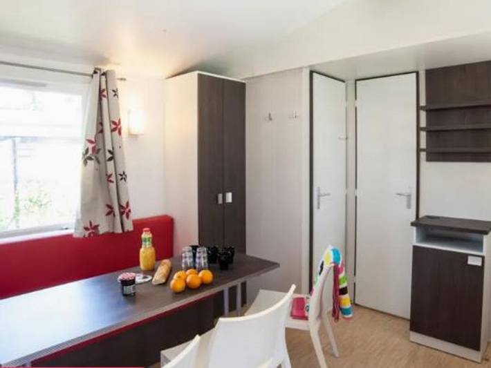 Mobil home pour 6 personnes, avec bassin pour enfant à Lunel - 3