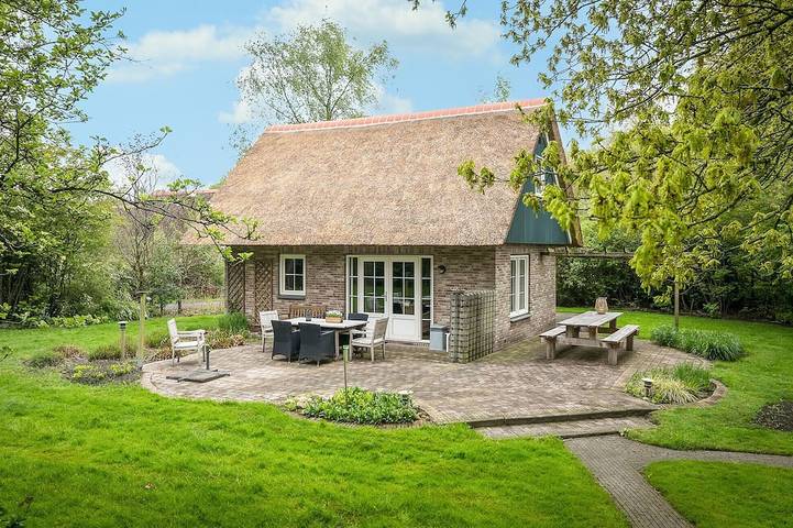 Vakantiehuis voor 6 personen, met zwembad en tuin - 1