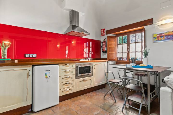 Hel lejlighed, Apartment 'J De Alborada Del Eo' with Mountain View, Private Terrace and Wi-Fi in Vegadeo, Costa Verde (Spanien)