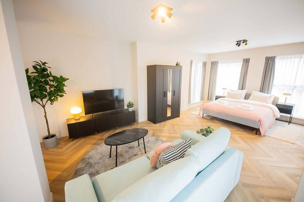 Geheel appartement, Compact Comfort Studio Ks in Hilversum, Noord-Holland