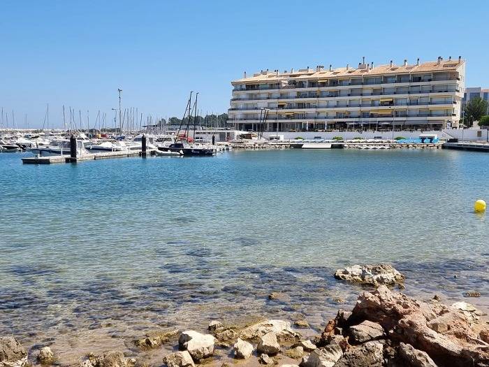 Apartment for 2 People in l'Escala, Costa Brava