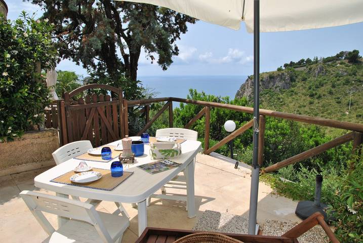 Ferienhaus für 4 Personen, mit Meerblick und Terrasse in Sperlonga - 3