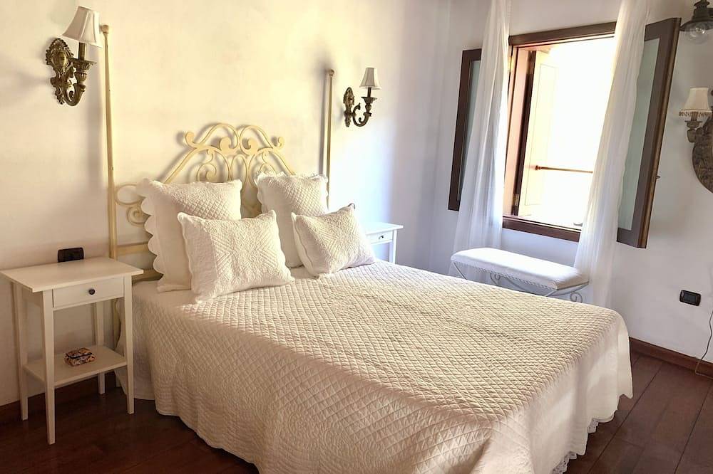 Guergue House in Lomo de Masca, Buenavista del Norte