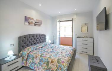 Vacation Apartment for 5 Guests in San Remo, Sanremo Municipality, Picture 4