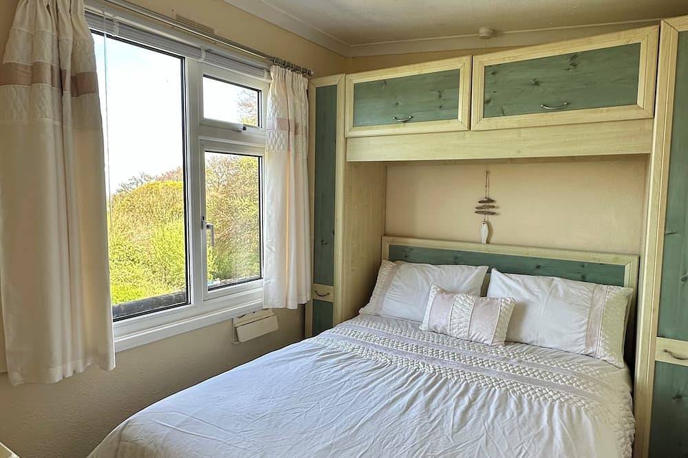 Chalet in Bideford Bay Holiday Park, Bucks Cross in Hartland Devon Heritage Coast