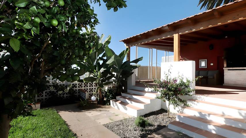 Casa rural para 6 personas, con Balcón además de Jacuzzi y Jardín en La Orotava - 2