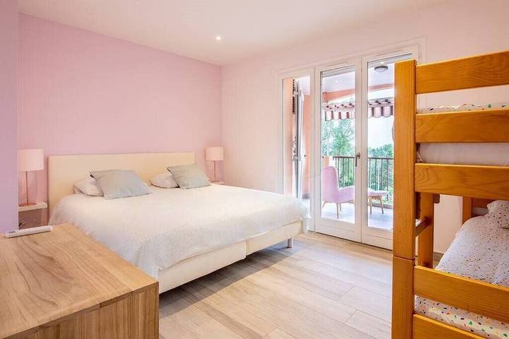 Gîte pour 6 personnes, avec piscine et jardin dans Agay - 2