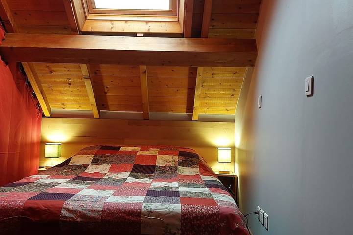 Gîte pour 4 personnes, avec terrasse et jardin à Saint-Priest-des-Champs - 2