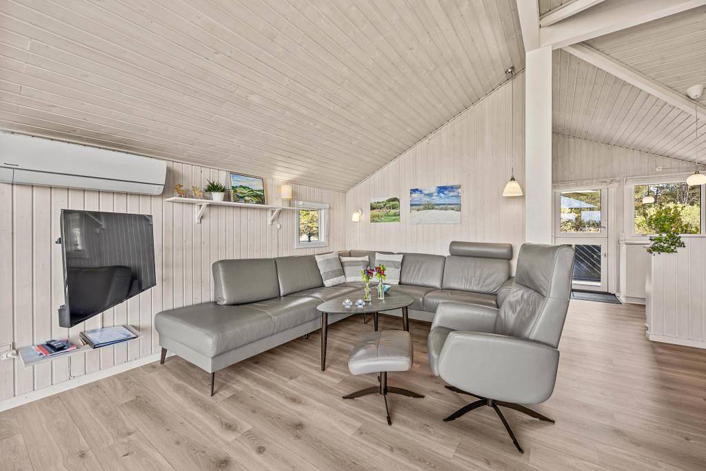 Ferienhaus mit Erholungsmöglichkeiten in Sauna & Whirlpool in Vejers Strand, Varde