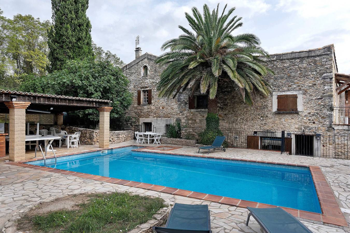 Ferienhaus 'La Maison De Yana' mit privatem Pool, Gemeinschaftsterrasse und Wi-Fi in Saint-Marcel-d'Ardèche, Privas (arrondissement)