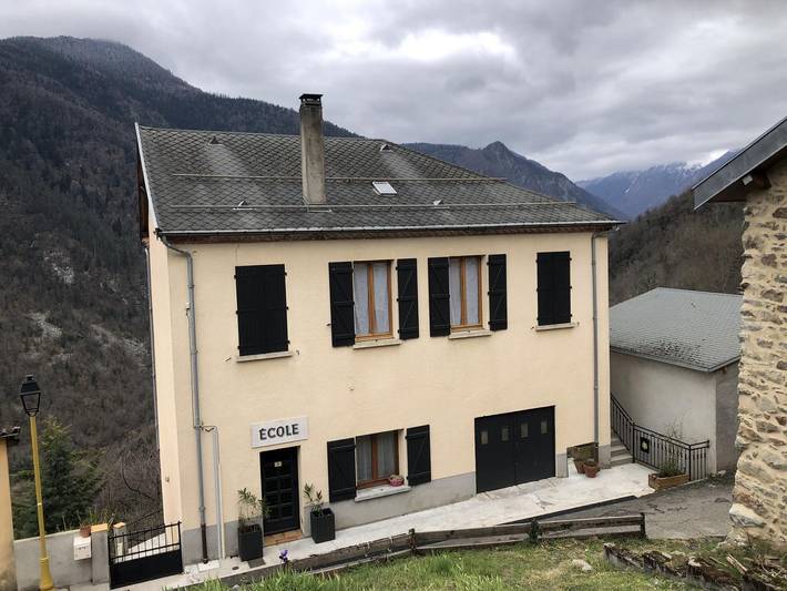 Gîte pour 6 personnes, avec jacuzzi ainsi que terrasse et jardin à Illier-et-Laramade - 4