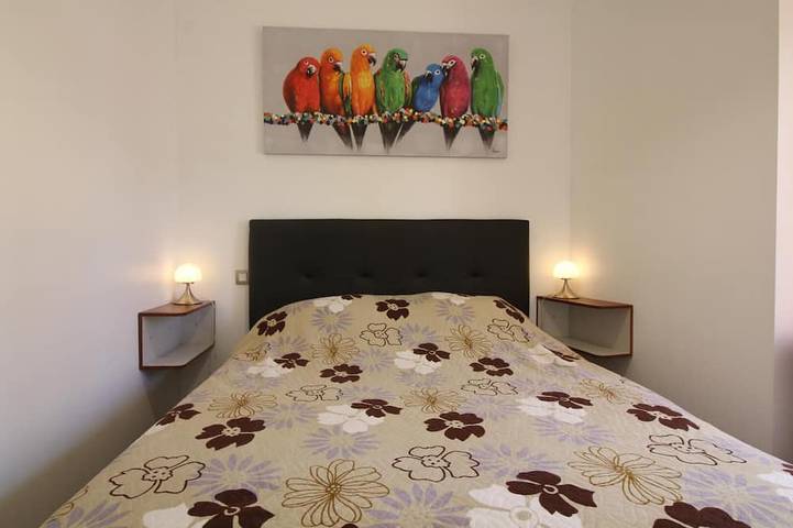 Location de vacances pour 4 personnes, avec piscine et jardin à Haux - 2