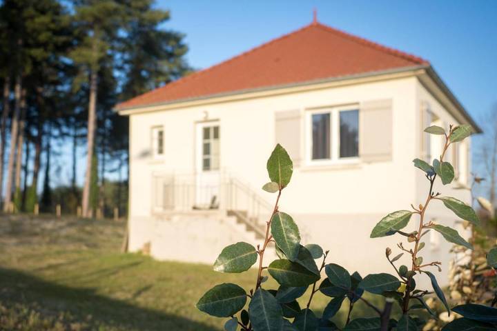 Station pour 2 personnes, avec vue et balcon à Saint-Quentin-en-Tourmont - 3