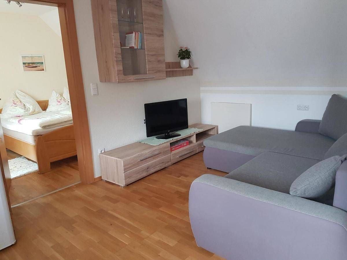 One-Bedroom Apartment in Südoststeiermark, Unterlamm