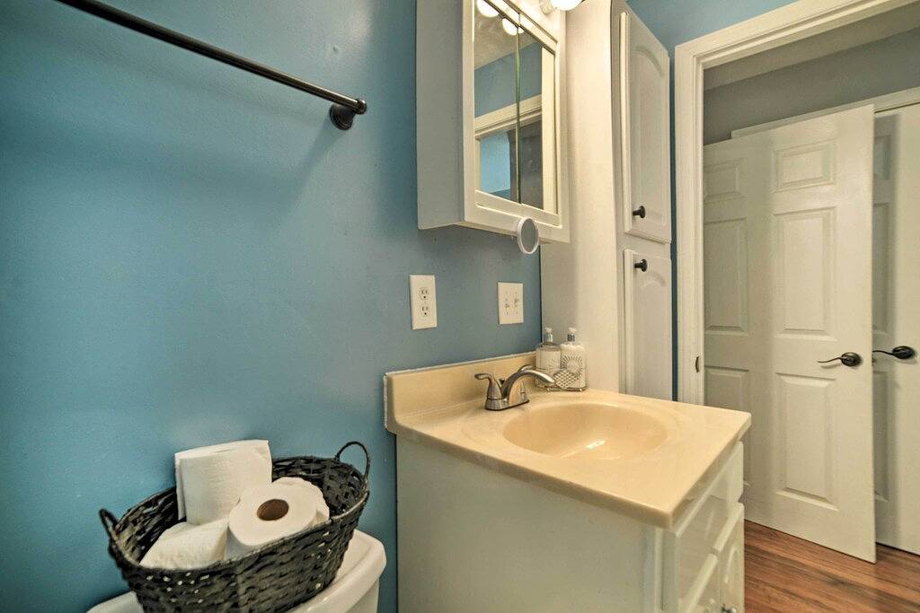 Private Dock & Lake Access: Benton Family Home in Kentucky Lake