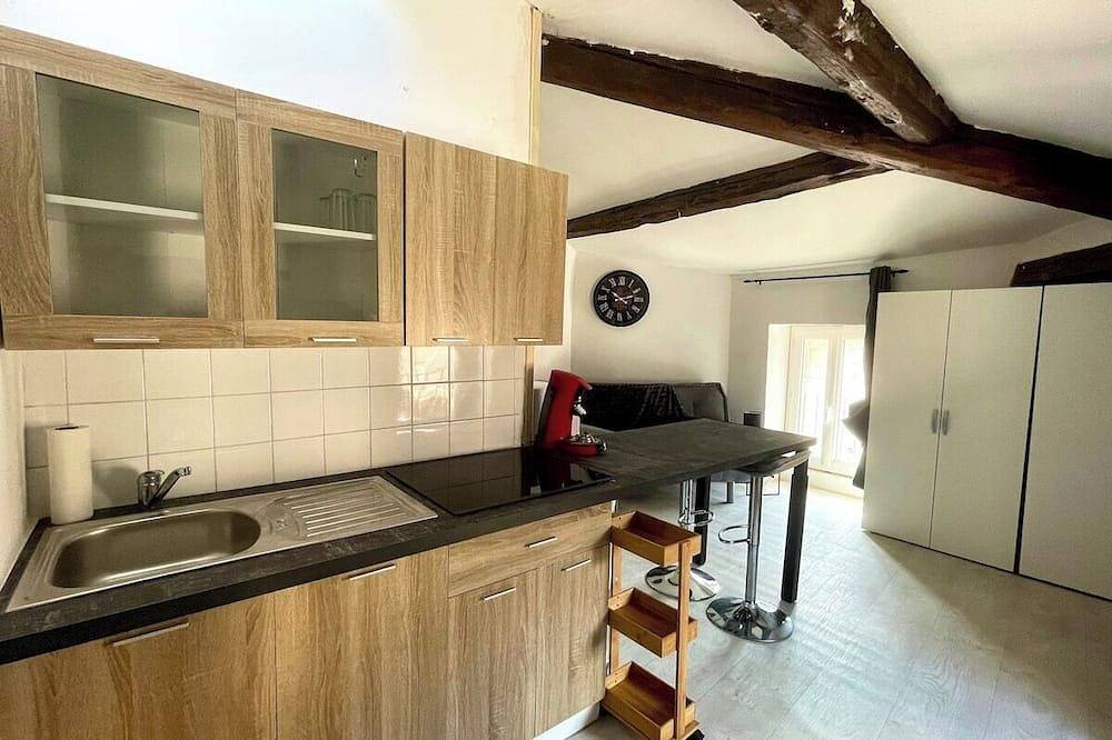 Entire apartment, Studio Cocooning et Confortable in Annonay, Tournon-sur-Rhône region