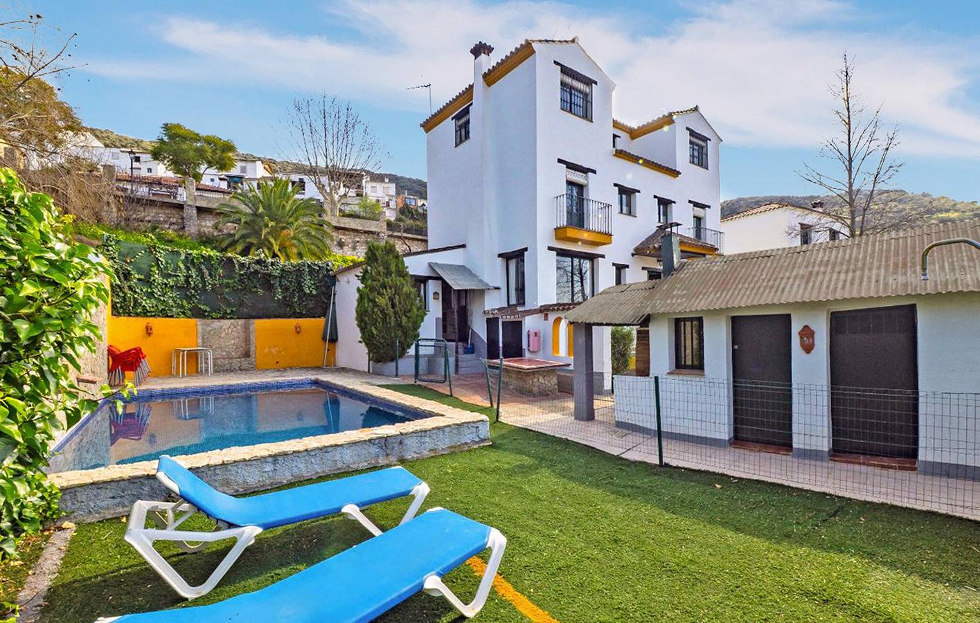 Encantador apartamento de 2 dormitorios con piscina cerca de los lugares de interés de Jimera de Líbar in Jimera de Líbar, Provincia de Málaga