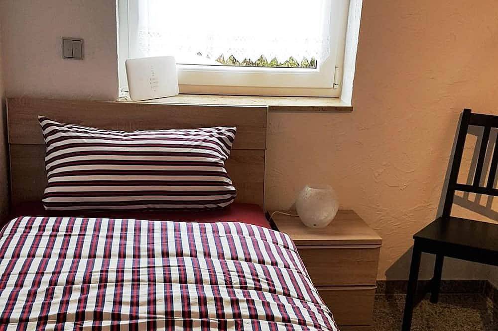 Ferienhaus Ahbachtal - 6-Bett-Ferienhaus Ahbachtal in Üxheim, Vulkaneifel