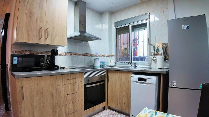 Gîte pour 10 personnes, avec vue et terrasse, animaux acceptés à Burriana - 3