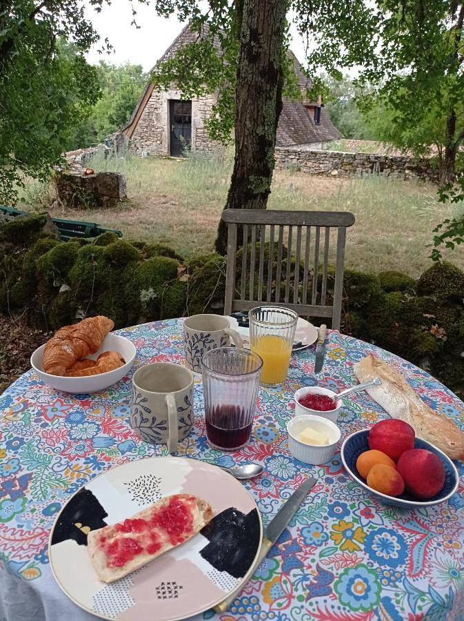 Small Double Room in Orniac, Quercy