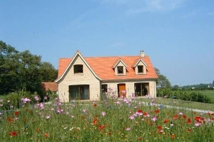 Gîte pour 6 personnes, avec terrasse et jardin à Hames-Boucres