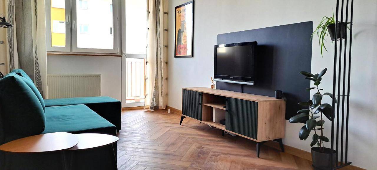 Appartement entier, Spacerowa, centrum, 2 pokoje, balkon, dla 1- 4 osób in Śródmieście, Piła