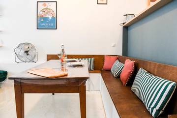 Holiday Apartment for 2 People in Marseille, Marseille region, Photo 2