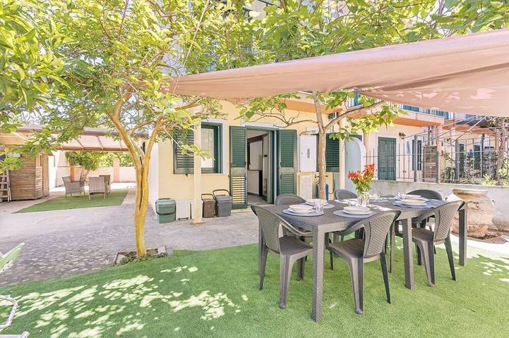 Ferienhaus für 5 Personen, mit Balkon und Garten - 1