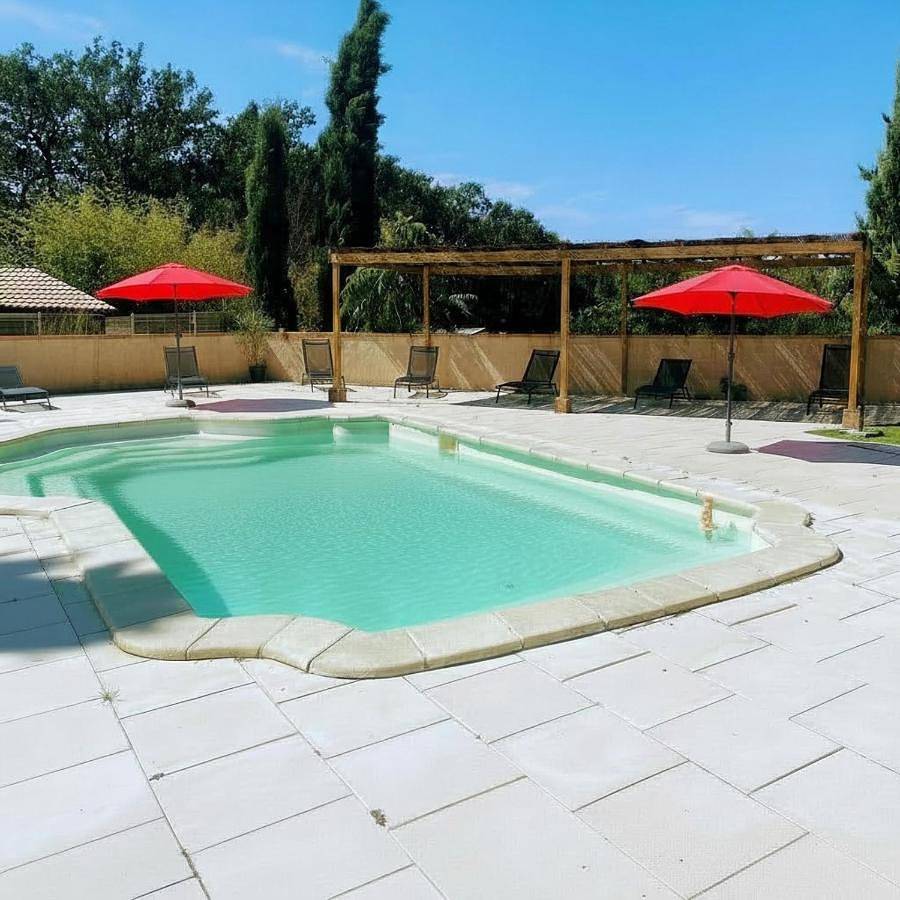 Standard Bungalow in Montricoux, Quercy