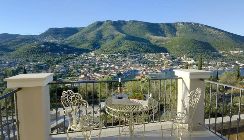 Gîte pour 3 personnes, avec jardin et vue dans Vathy - 2