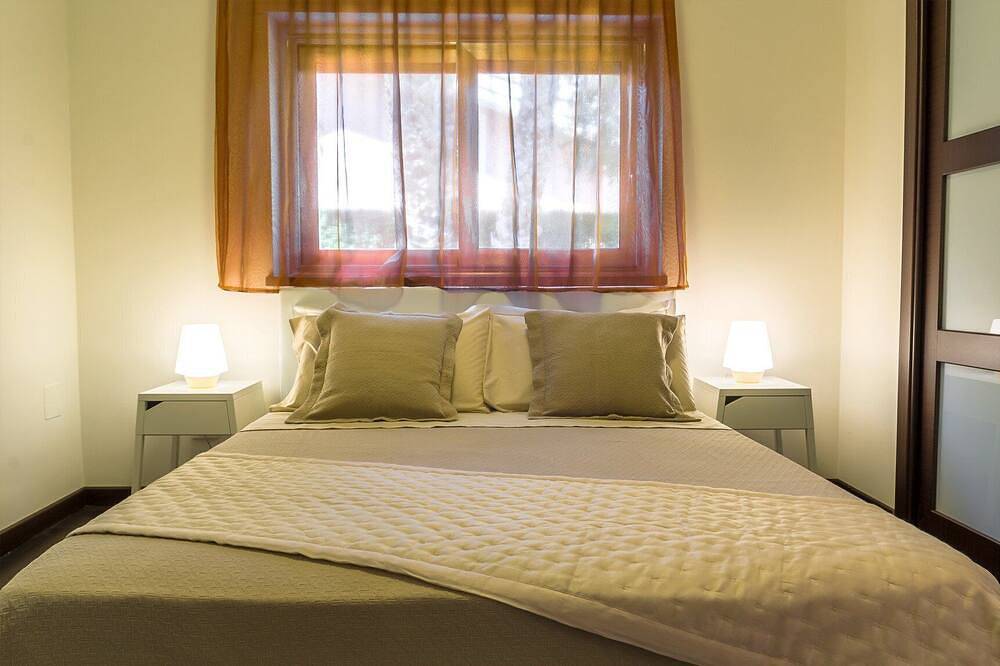 Villa Oras - Garden and pool in Fondachello, Catania Province