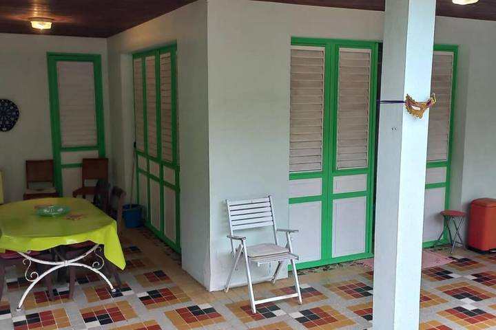 Location de vacances pour 6 personnes, avec jardin ainsi que vue et balcon à Le Morne-Vert - 2
