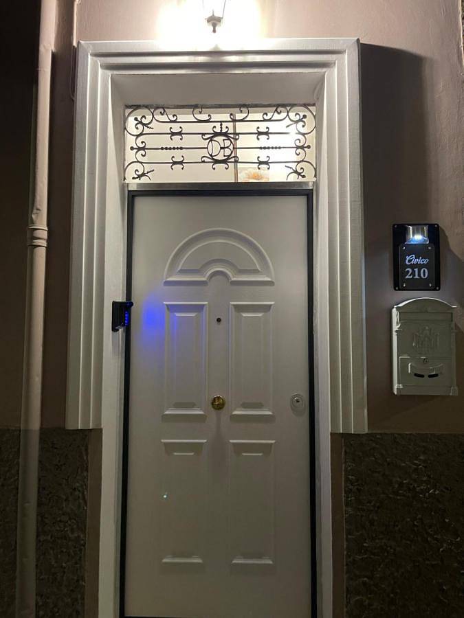 Chambre d’hôte pour 2 personnes, avec balcon à Itri - 2