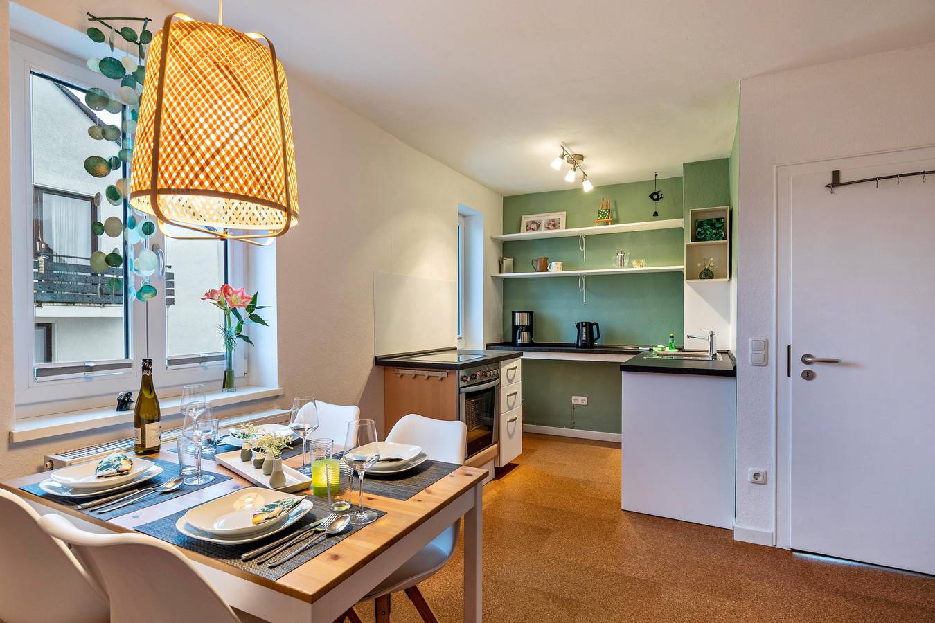 Ganze Wohnung, Ferienwohnung 'Appartement Hangarstein' mit Balkon und Wlan in Kirchditmold, Kassel