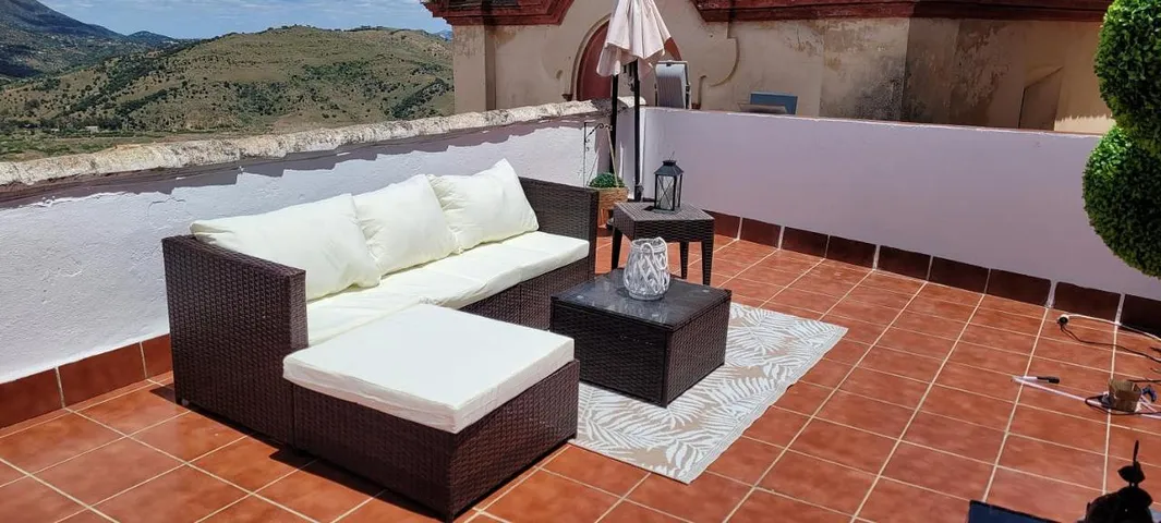 Apartamento de vacaciones para 5 personas, con terraza además de vistas al lago y vistas - 1