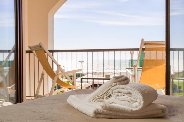 Hotel para 2 personas, con piscina y jardín, Se admiten mascotas - 1