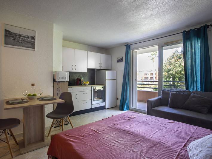 Gîte pour 2 personnes, avec balcon et jardin à Cagnes-sur-Mer - 3