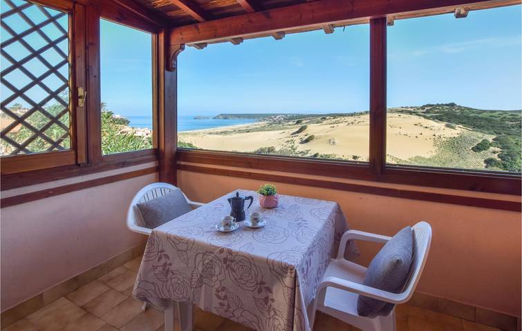 Apartamento vacacional entero, Apartamento con vistas al mar, aparcamiento y terraza. in Torre dei Corsari, Arbus (Municipio)