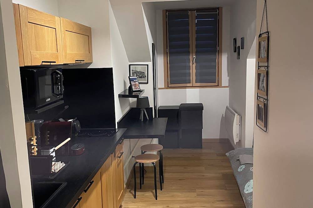 Appartement entier, Studio Neuf . proche du centre ville.vu montagne. in Barcelonnette, Val d’Allos