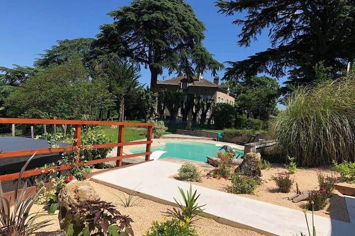 Location de vacances pour 30 personnes, avec jardin ainsi que sauna et jacuzzi à Madaillan - 2