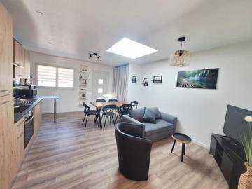 Gîte pour 6 personnes, avec jardin à Florensac