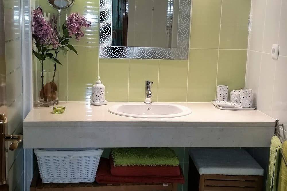 Ganze Wohnung, Algarve / Wohnung in Alporchinhos / Porches in Armação de Pêra (costa), Faro Distrikt