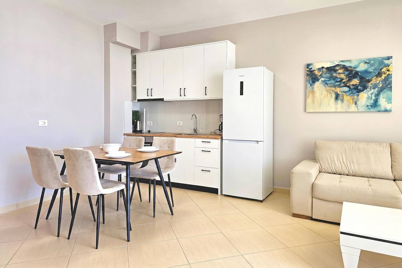 Ganze Wohnung, Happy Stay Ilir 214 /w Sea View Balcony in Sarandë, Vlorë